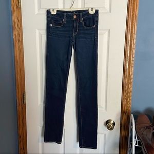 American Eagle Skinny Jeans size 6 long